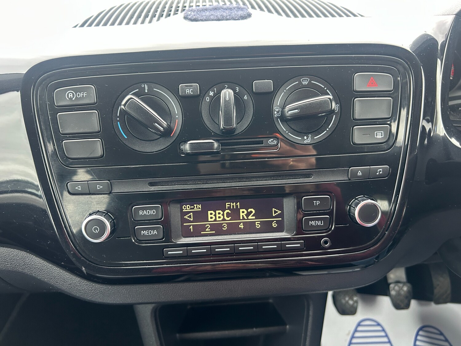 Used Volkswagen up! 2012 for sale - 77676876: Photo 12