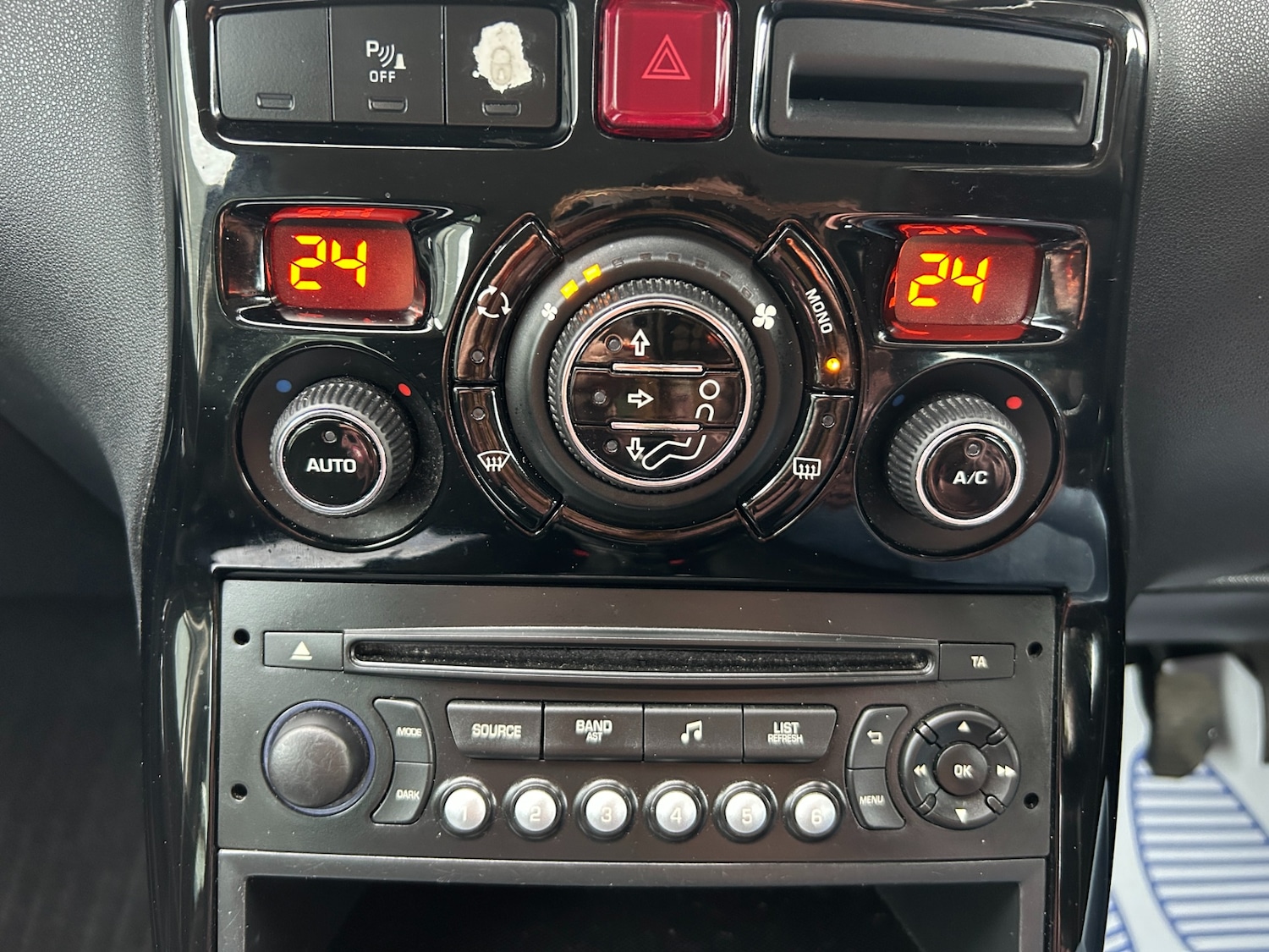 Used Citroen C3 Picasso 2014 for sale - 77663735: Photo 12