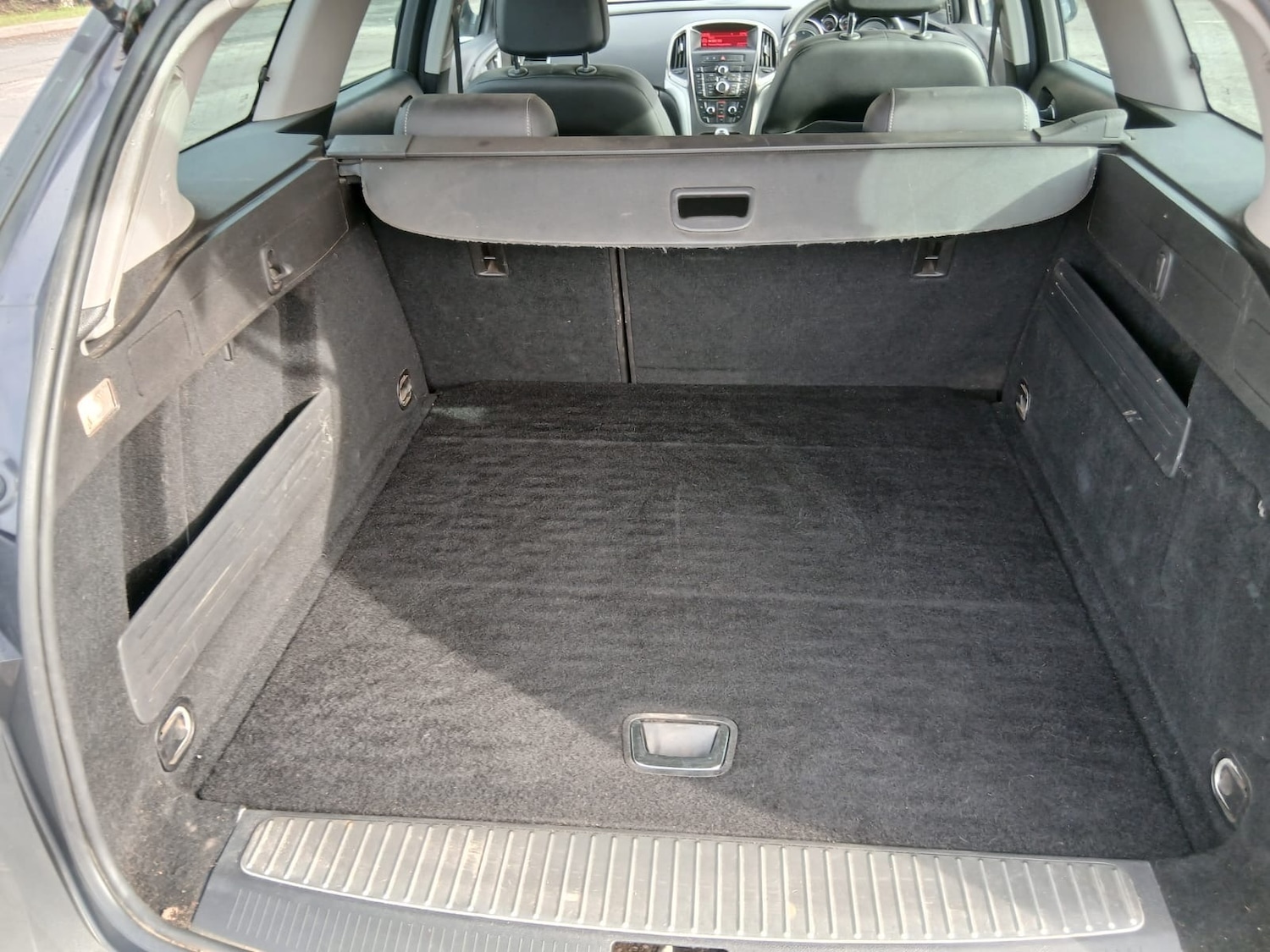 Used Vauxhall Astra 2012 for sale - 77650777: Photo 6