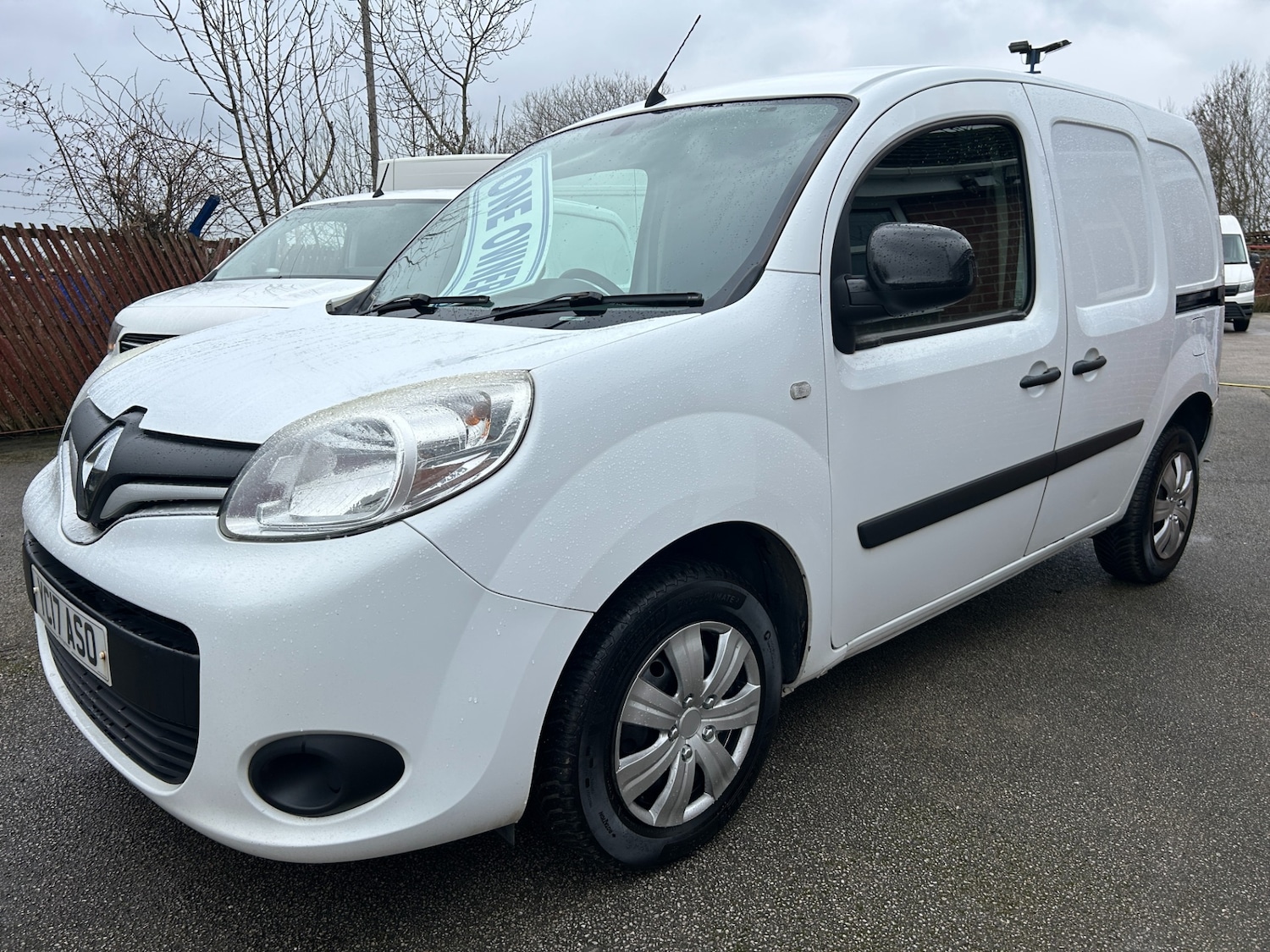 Used Renault Kangoo 2017 for sale - 77688105: Photo 2