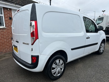 Used Renault Kangoo 2017 for sale - 77688105: Photo