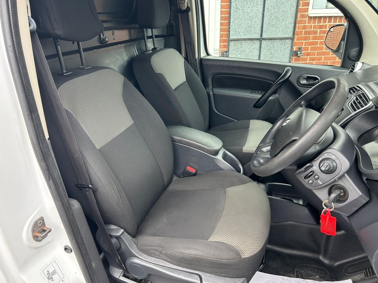 Used Renault Kangoo 2017 for sale - 77688105: Photo 5