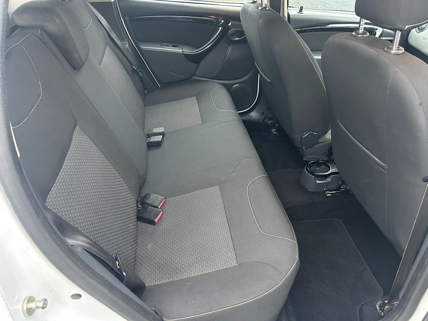 Used Dacia Duster 2013 for sale - 77207304: Photo 6