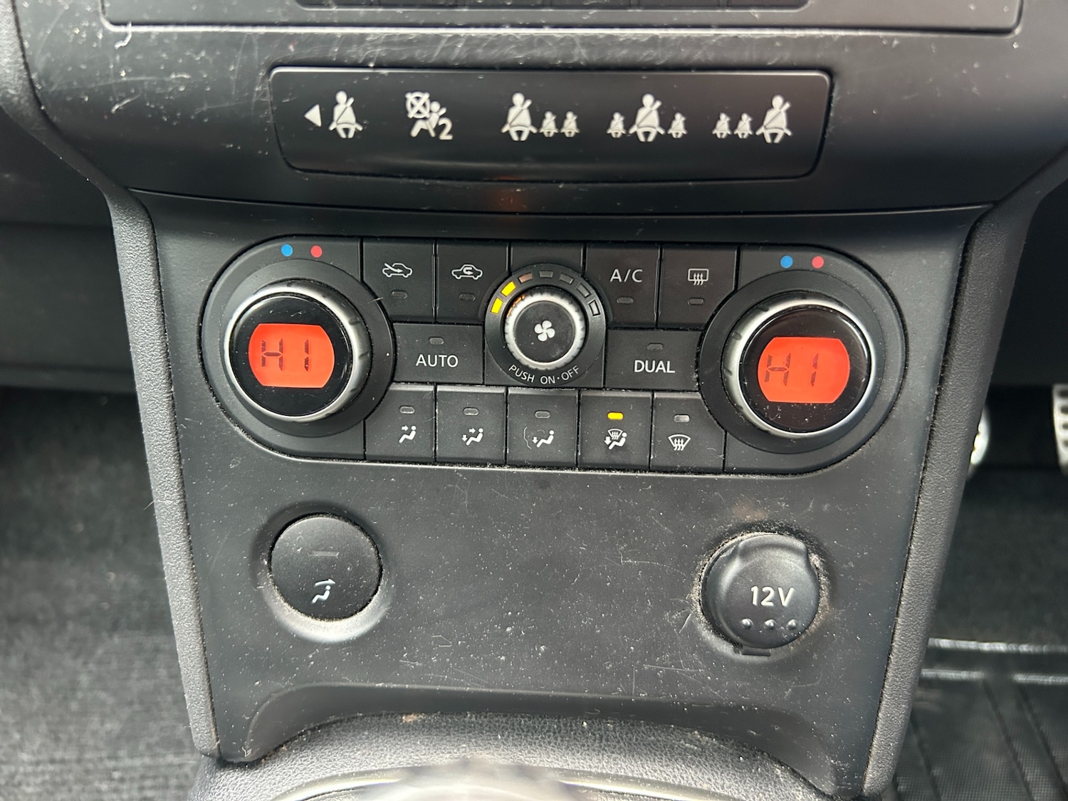 Used Nissan Qashqai 2009 for sale - 77803306: Photo 14