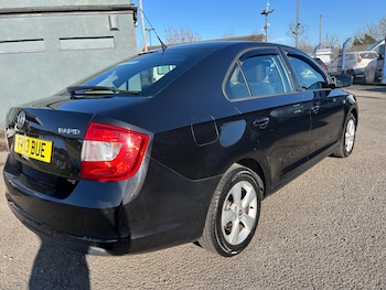 Used Skoda Rapid 2013 for sale - 77918038: Photo