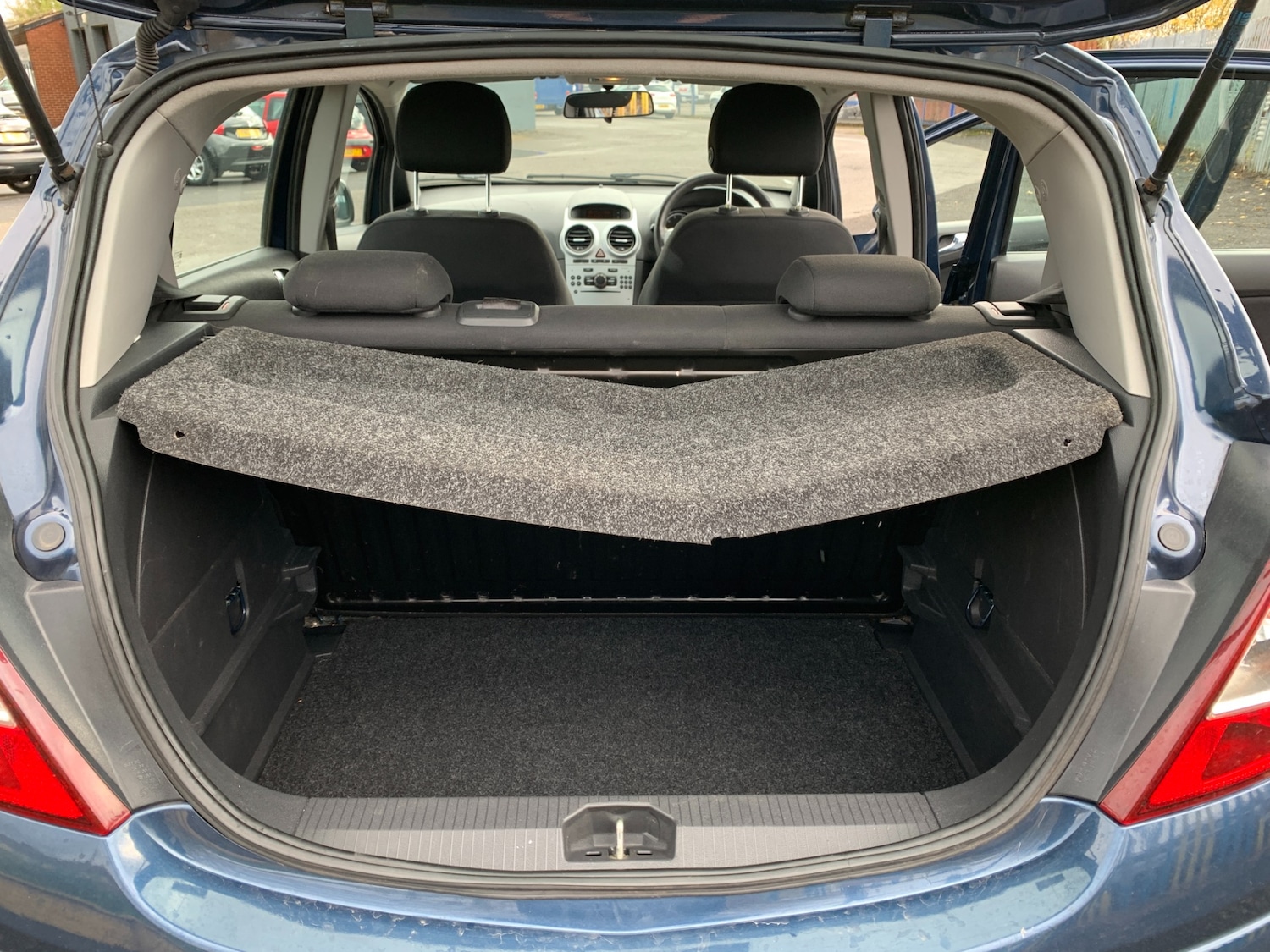 Used Vauxhall Corsa 2013 for sale - 76492133: Photo 10