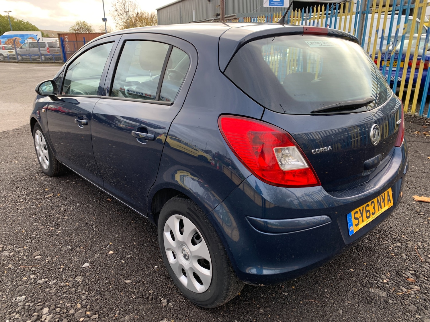 Used Vauxhall Corsa 2013 for sale - 76492133: Photo 3