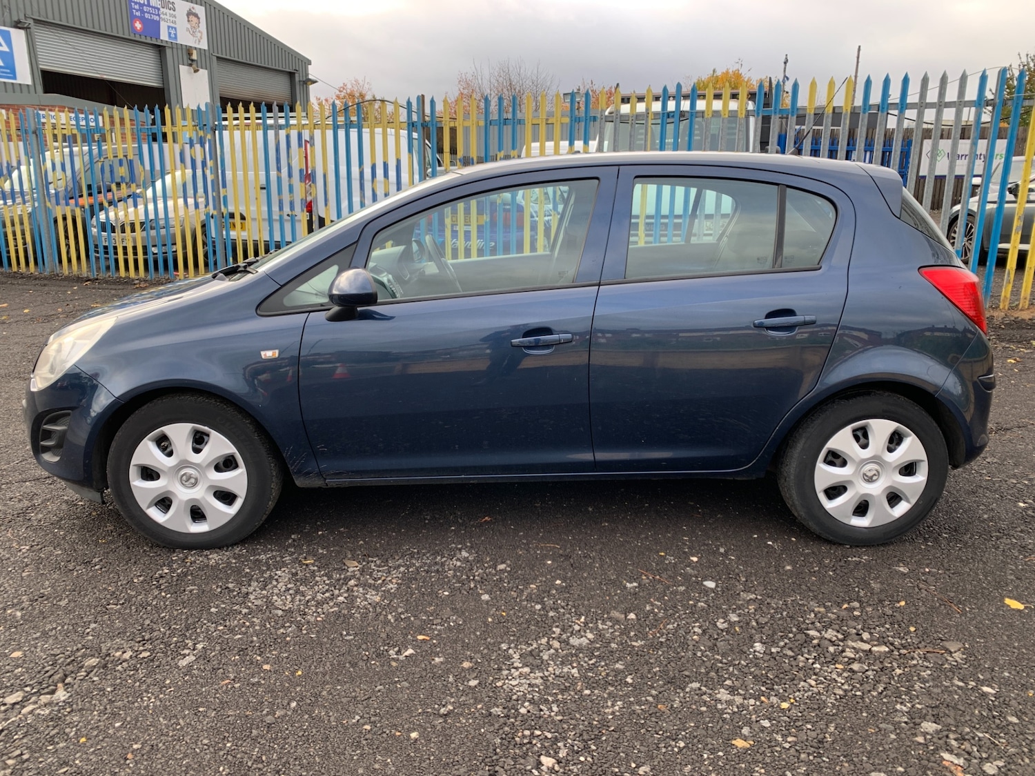 Used Vauxhall Corsa 2013 for sale - 76492133: Photo 5