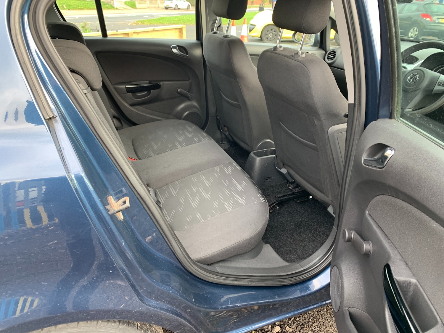 Used Vauxhall Corsa 2013 for sale - 76492133: Photo 9