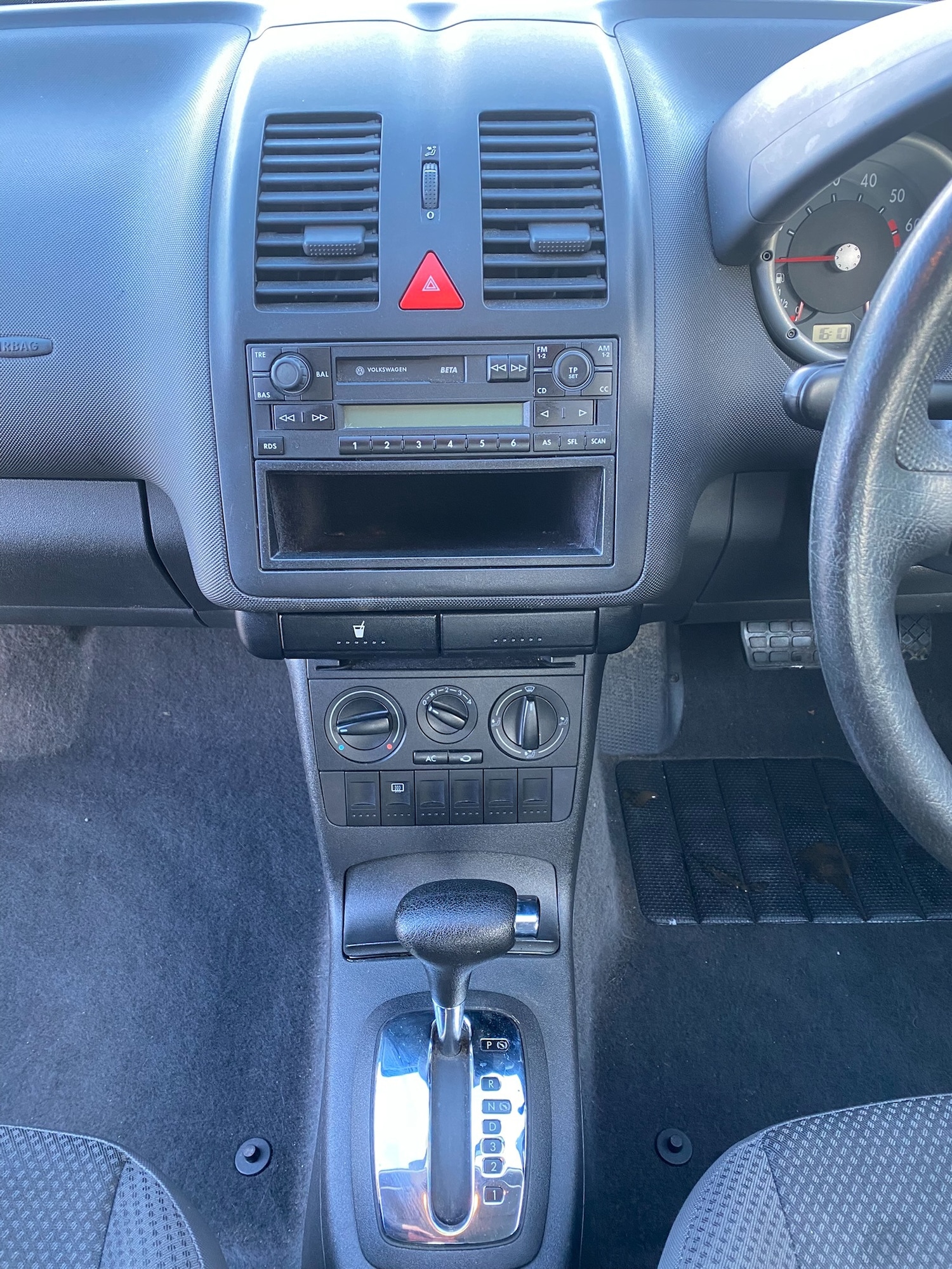 Used Volkswagen Polo 2001 for sale - 77969014: Photo 26