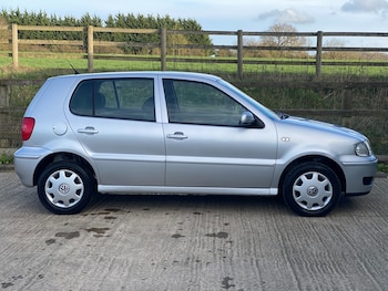 Used Volkswagen Polo 2001 for sale - 77969014: Photo