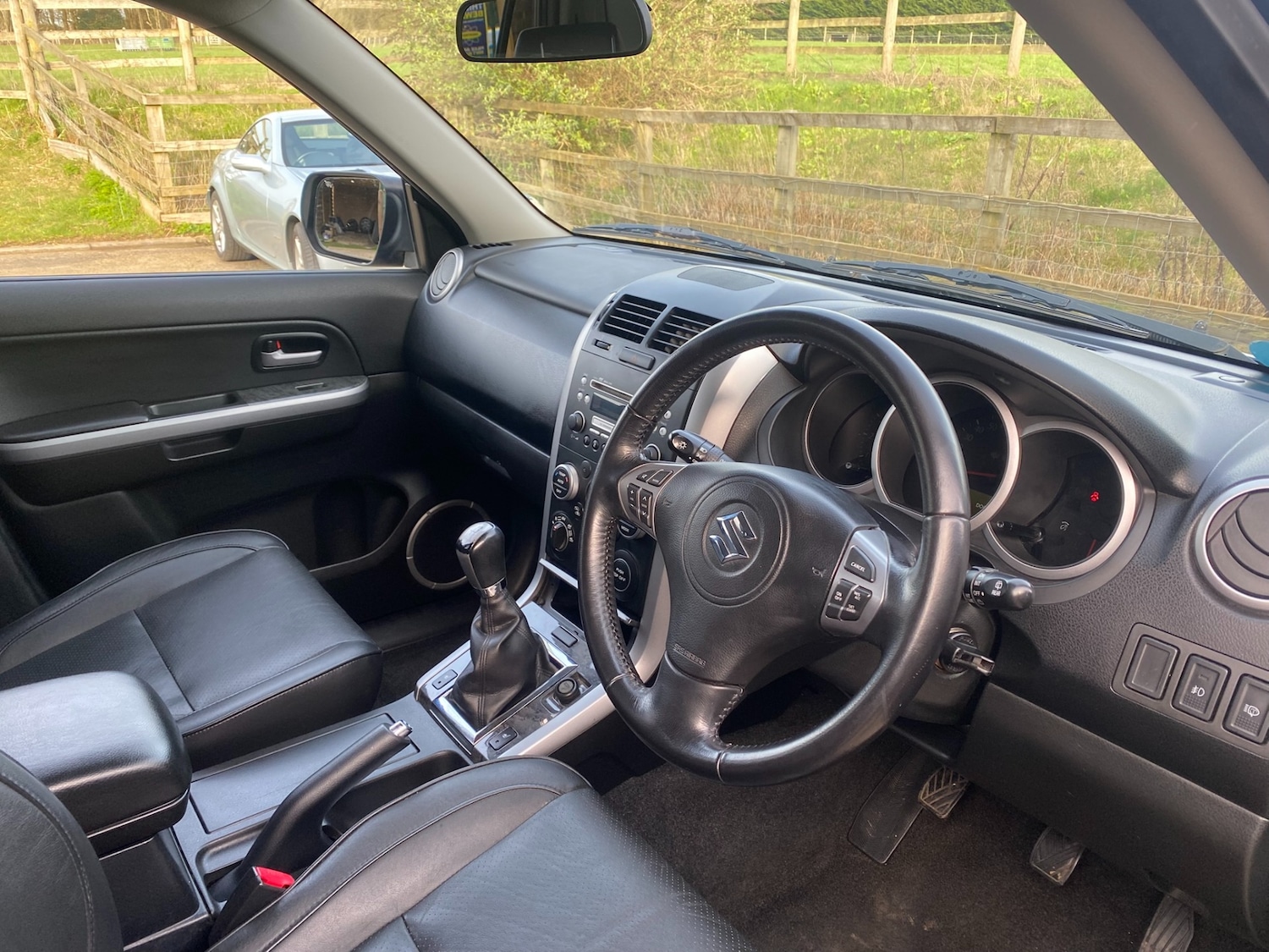 Used Suzuki Grand Vitara 2010 for sale - 77776423: Photo 19