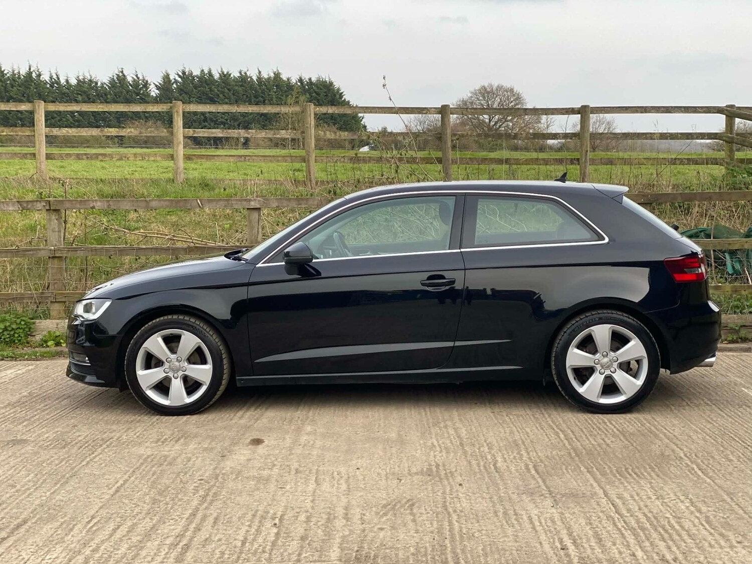 Used Audi A3 2016 for sale - 77969080: Photo 7