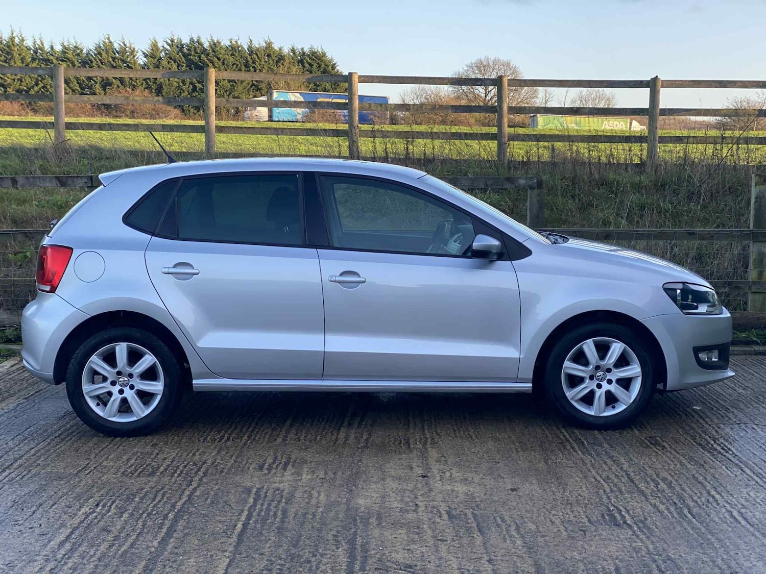 Used Volkswagen Polo 2012 for sale - 77019931: Photo 3