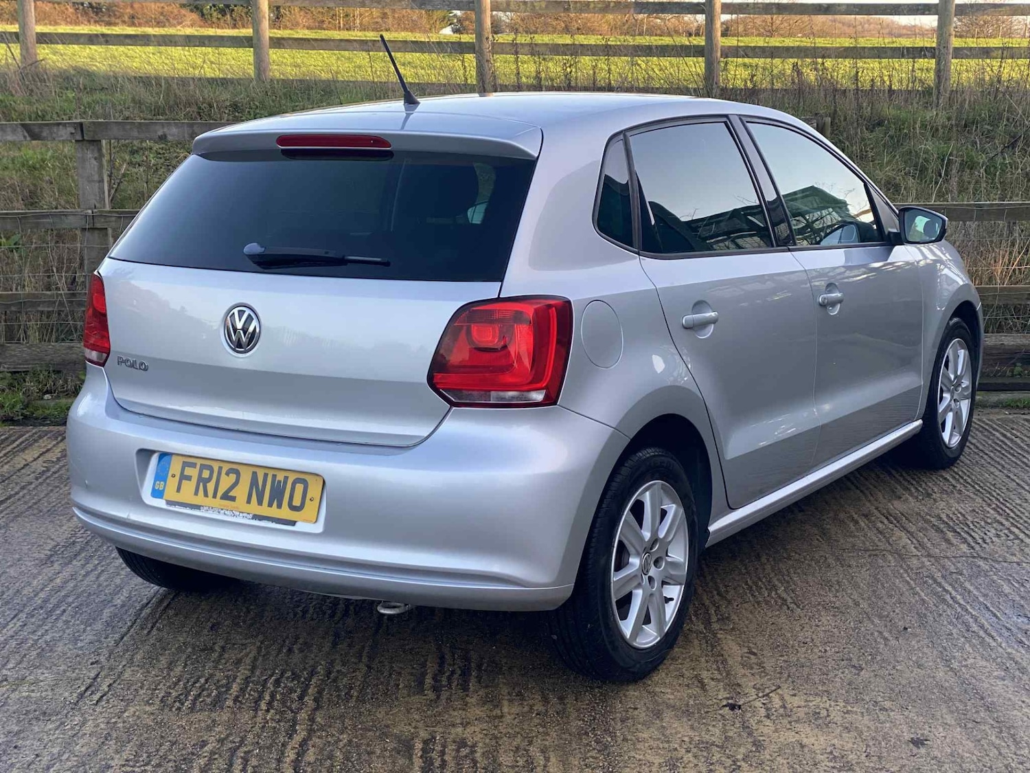 Used Volkswagen Polo 2012 for sale - 77019931: Photo 4