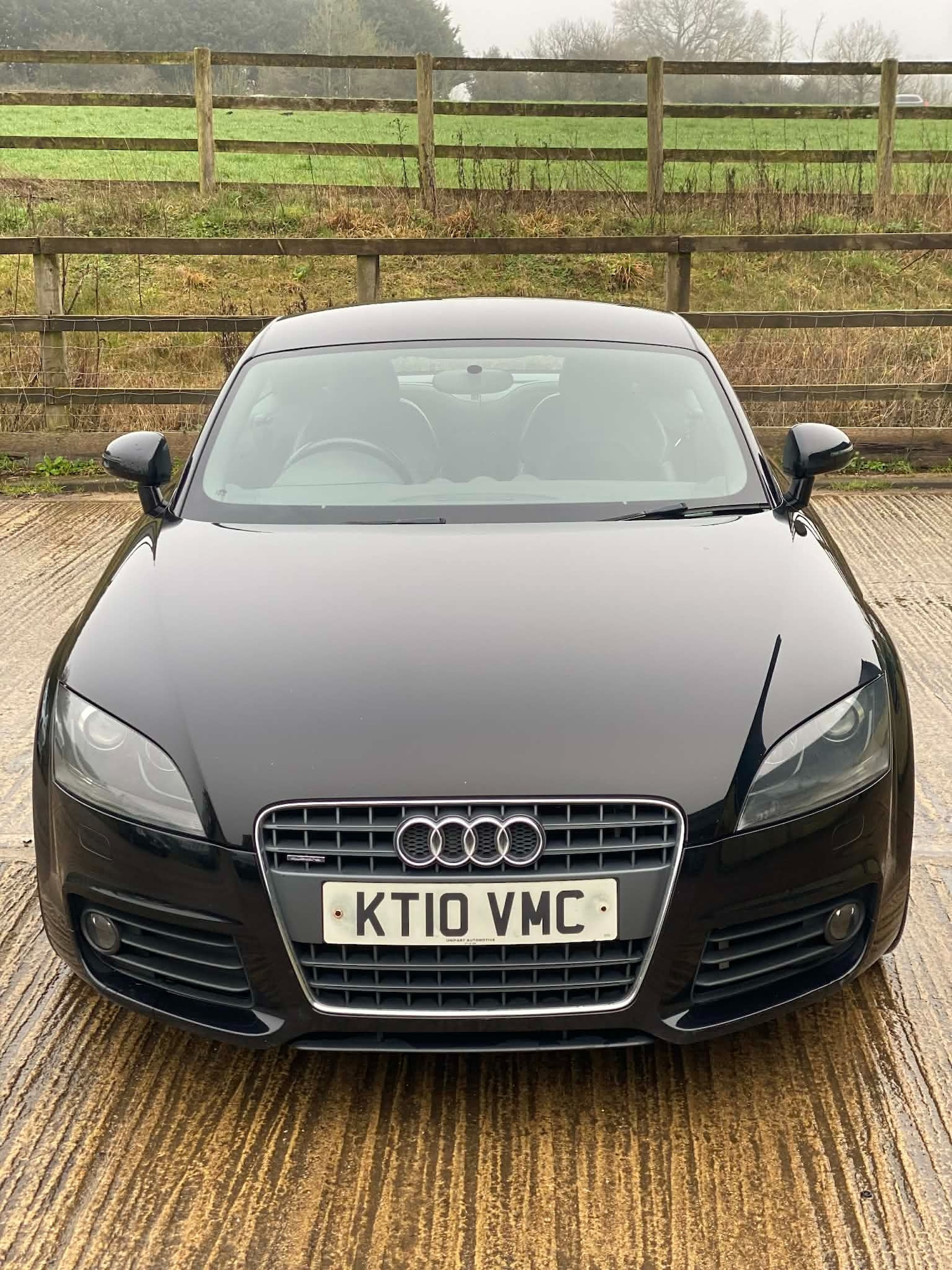 Used Audi TT 2010 for sale - 77546092: Photo 4