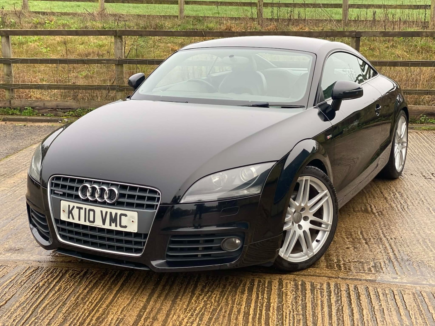 Used Audi TT 2010 for sale - 77546092: Photo 6