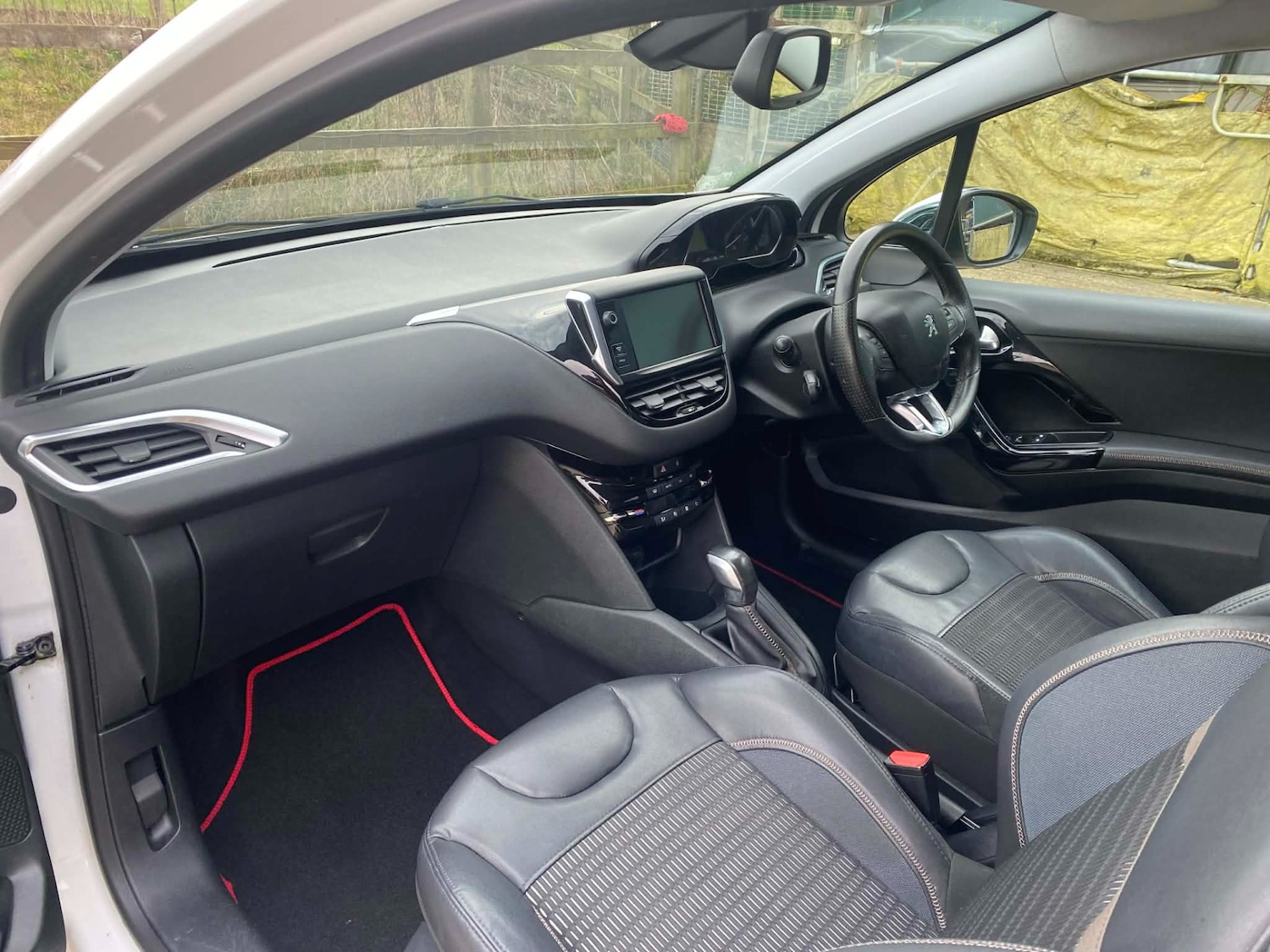 Used Peugeot 208 2014 for sale - 77735886: Photo 20