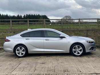 Used Vauxhall Insignia 2017 for sale - 77450799: Photo