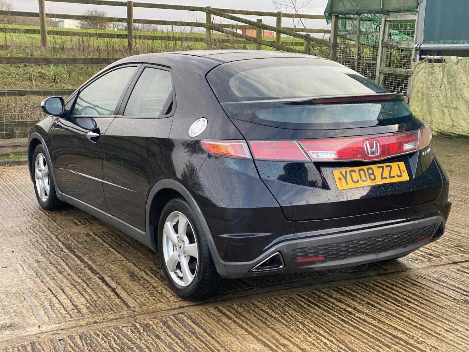 Used Honda Civic 2008 for sale - 76963040: Photo 4