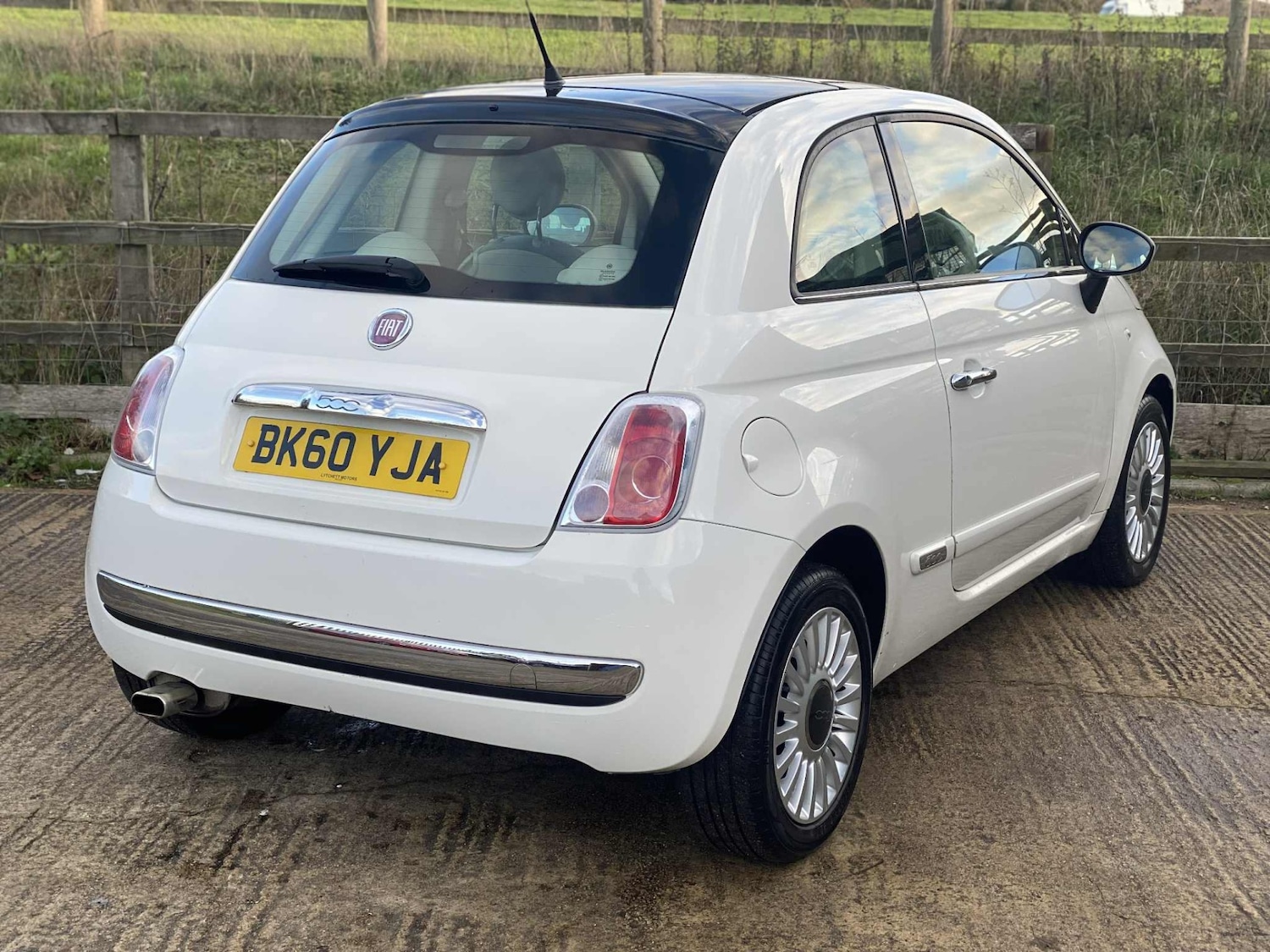 Used Fiat 500 2010 for sale - 76697313: Photo 3