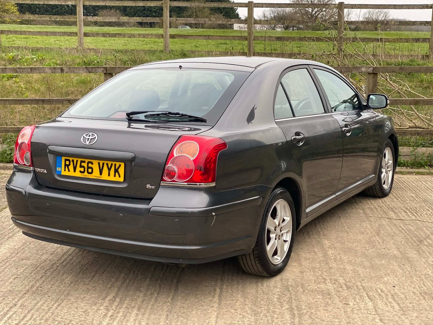 Used Toyota Avensis 2006 for sale - 77990361: Photo 3