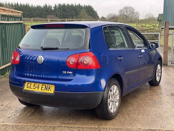 Used Volkswagen Golf 2004 for sale - 77019944: Photo