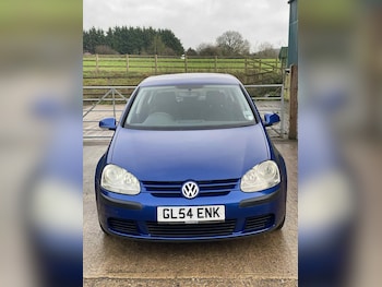 Used Volkswagen Golf 2004 for sale - 77019944: Photo