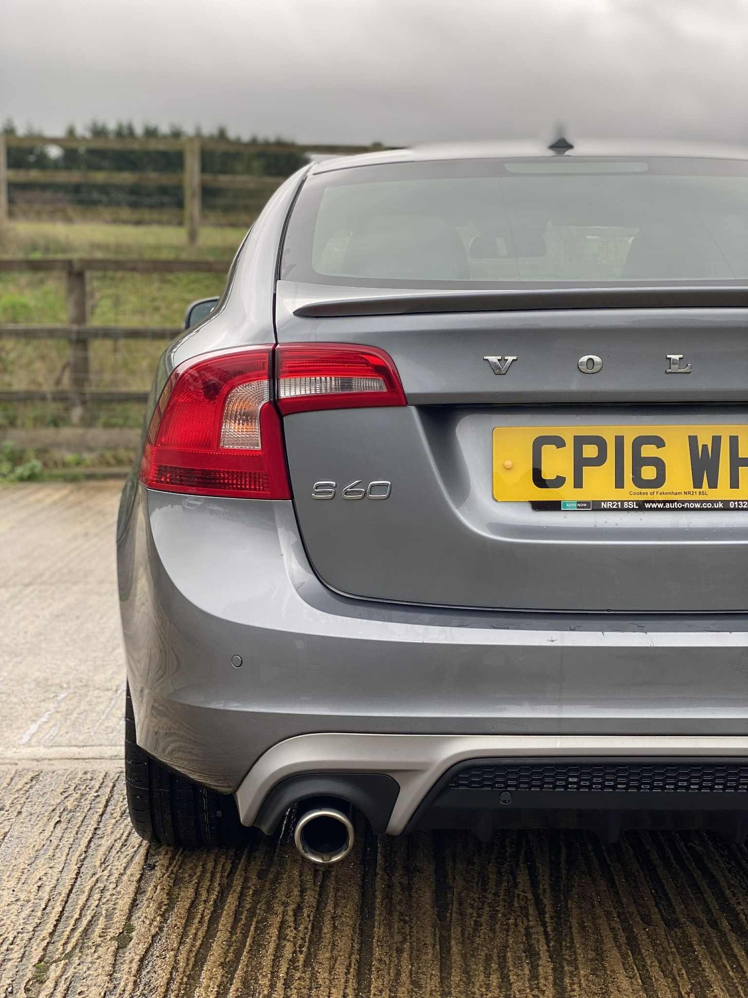 Used Volvo S60 2016 for sale - 76698946: Photo 12