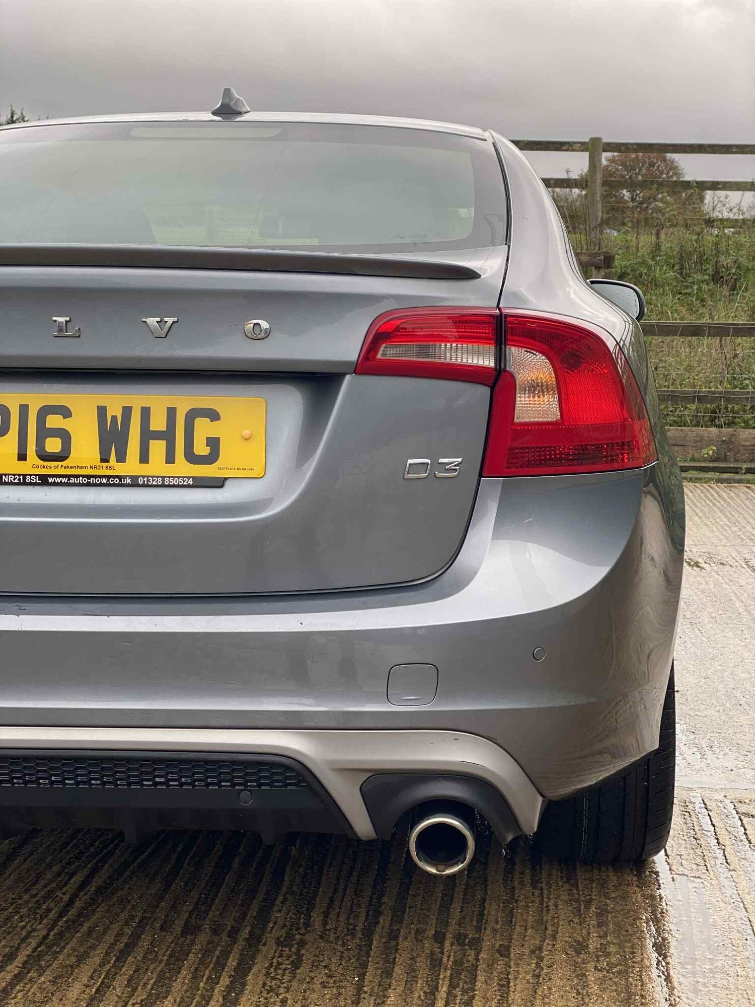 Used Volvo S60 2016 for sale - 76698946: Photo 13