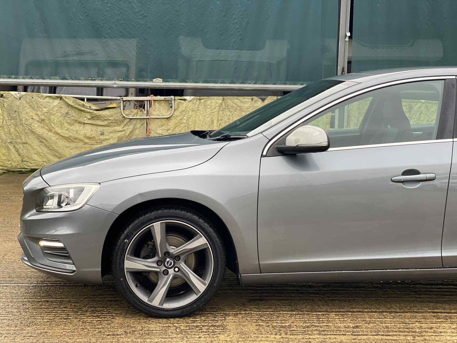 Used Volvo S60 2016 for sale - 76698946: Photo 16