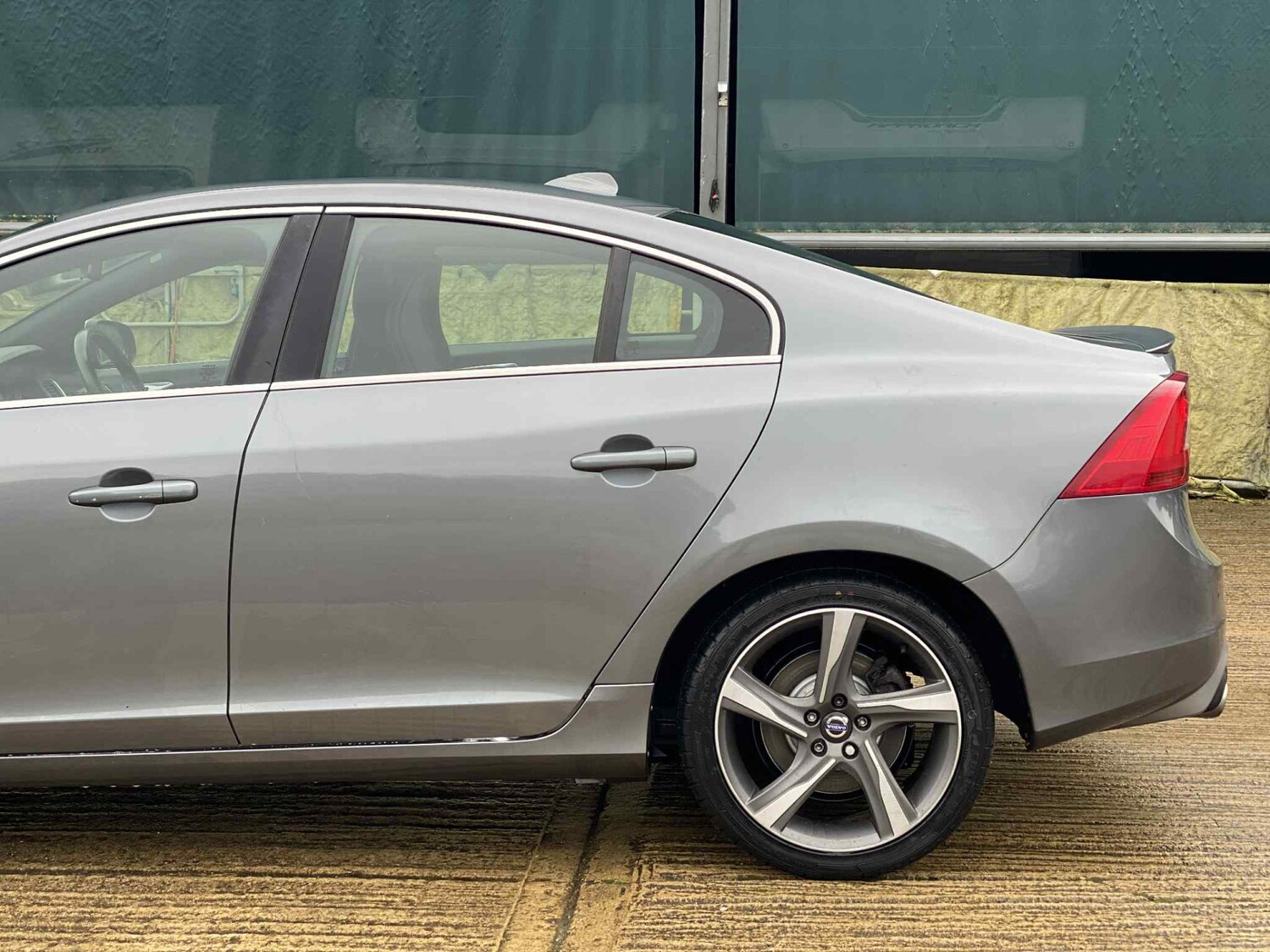 Used Volvo S60 2016 for sale - 76698946: Photo 17