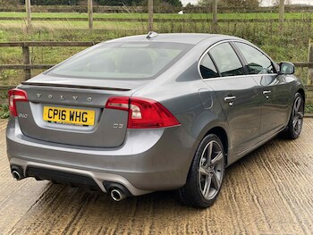 Used Volvo S60 2016 for sale - 76698946: Photo