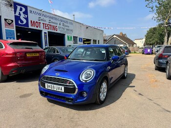 Used MINI Hatch 2019 for sale - 79374096: Photo
