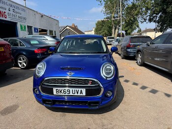 Used MINI Hatch 2019 for sale - 79374096: Photo