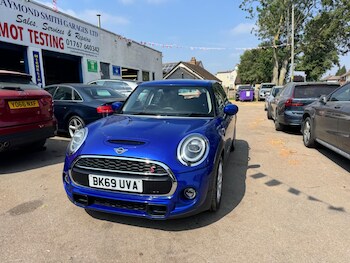 Used MINI Hatch 2019 for sale - 79374096: Photo