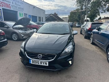 Used Volvo V40 2015 for sale - 79698673: Photo
