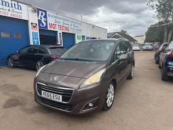 Used Peugeot 5008 2016 for sale - 79676792: Photo