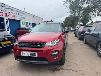 Used Land Rover Discovery Sport 2016 for sale - 79740431: Photo