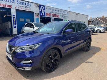 Used Nissan Qashqai 2017 for sale - 79373221: Photo
