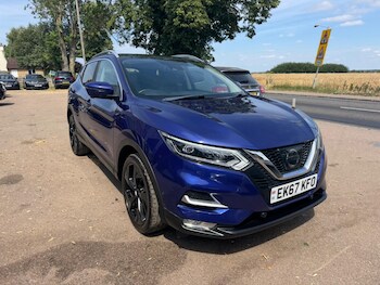 Used Nissan Qashqai 2017 for sale - 79373221: Photo