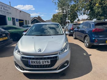 Used Peugeot 208 2016 for sale - 79645207: Photo