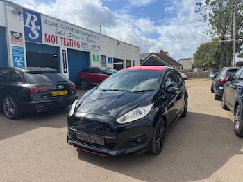 Used Ford Fiesta 2015 for sale - 79741529: Photo