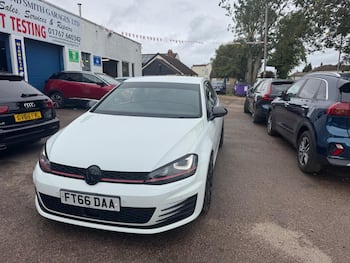 Used Volkswagen Golf 2017 for sale - 79766253: Photo