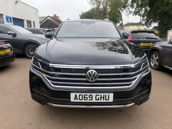 Used Volkswagen Touareg 2019 for sale - 79374018: Photo