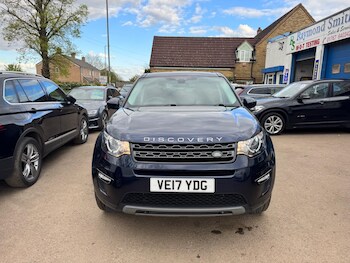 Used Land Rover Discovery Sport 2017 for sale - 79373850: Photo