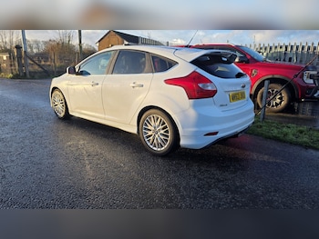 Used Ford Focus 2013 for sale - 77289563: Photo