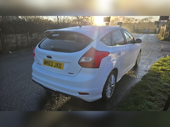Used Ford Focus 2013 for sale - 77289563: Photo