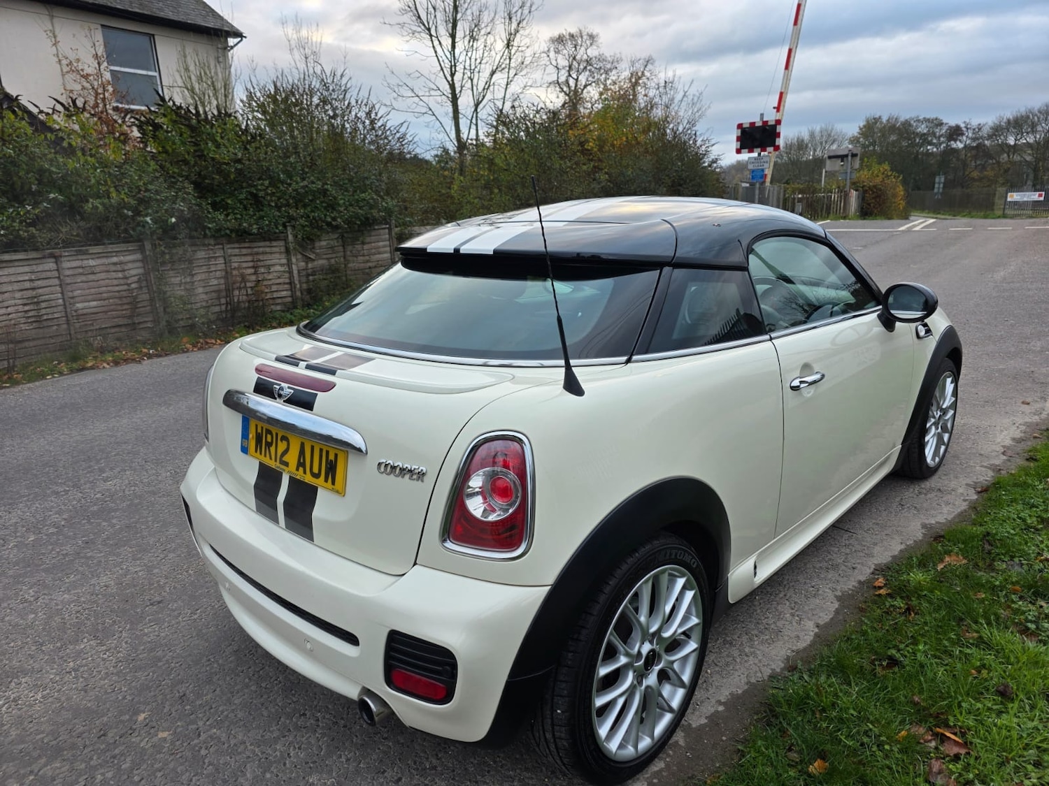 Used MINI Coupe 2012 for sale - 76611338: Photo 2