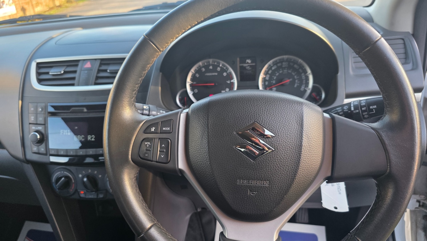 Used Suzuki Swift 2012 for sale - 76107632: Photo 11